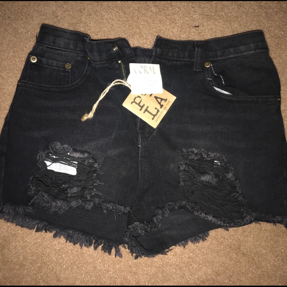 Never worn with tags boutique shorts!